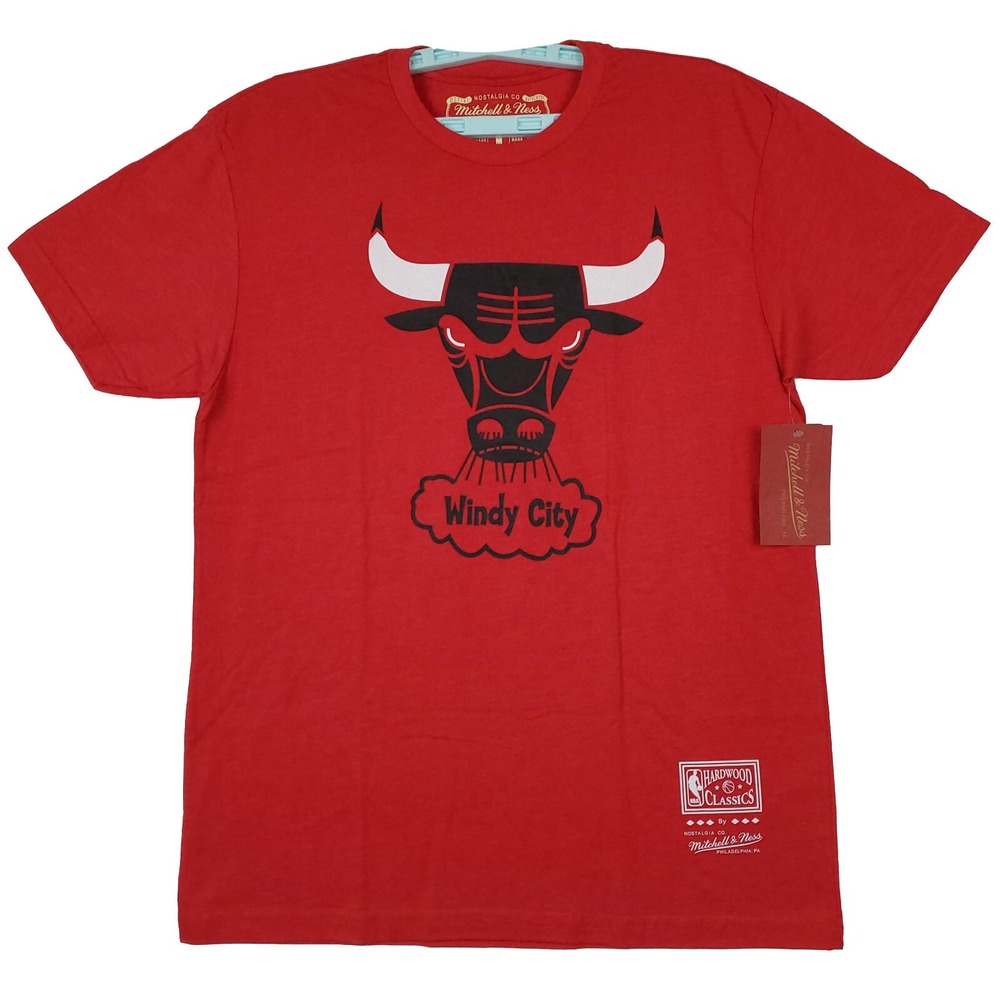Chicago Bulls‎ Mitchell & Ness NBA Medium Shirt Distressed Logo Red NWT